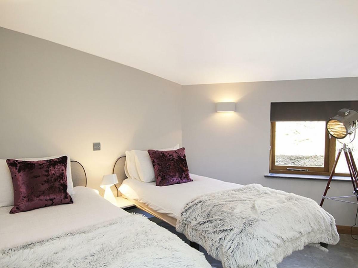Rhyd Angharad Barns Villa Llanrhyddlad Luaran gambar